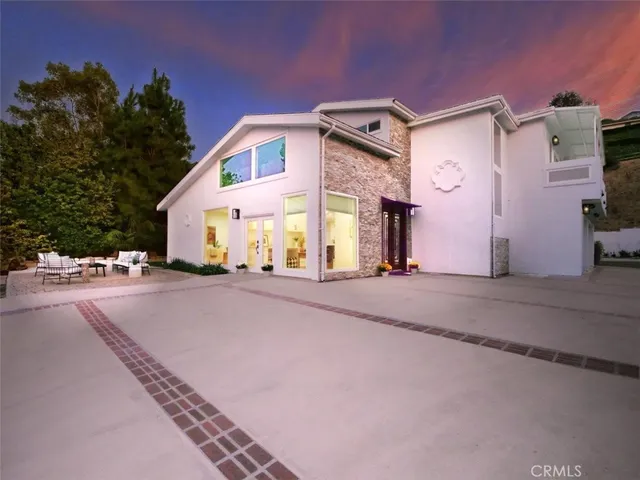 $2,699,000 | 5 Cayuse Lane, Rancho Palos Verdes, CA 90275