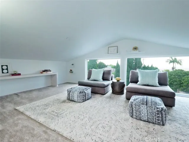 $2,699,000 | 5 Cayuse Lane, Rancho Palos Verdes, CA 90275