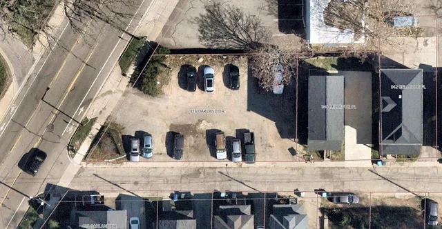 $119,900 | 415 Oakland Drive, Kalamazoo, MI 49007