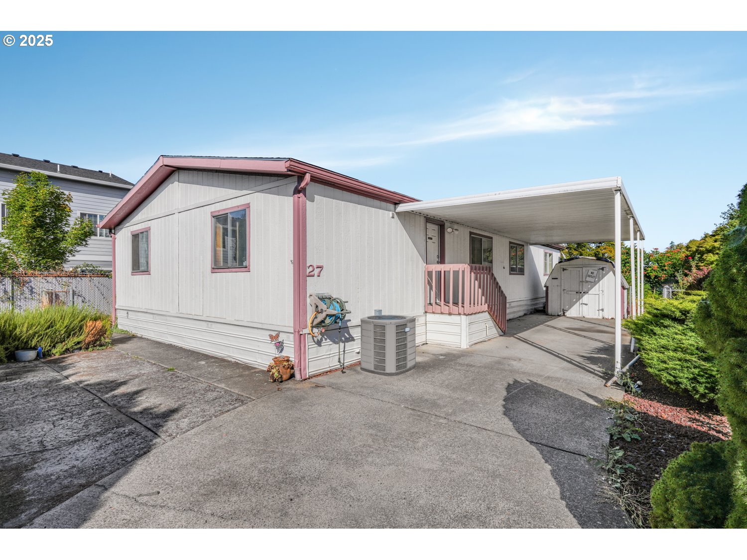 1500 Gabriela Court Northeast, Unit 27 Salem, OR 97301 - Photo 21 of 21 a view of a house with backyard