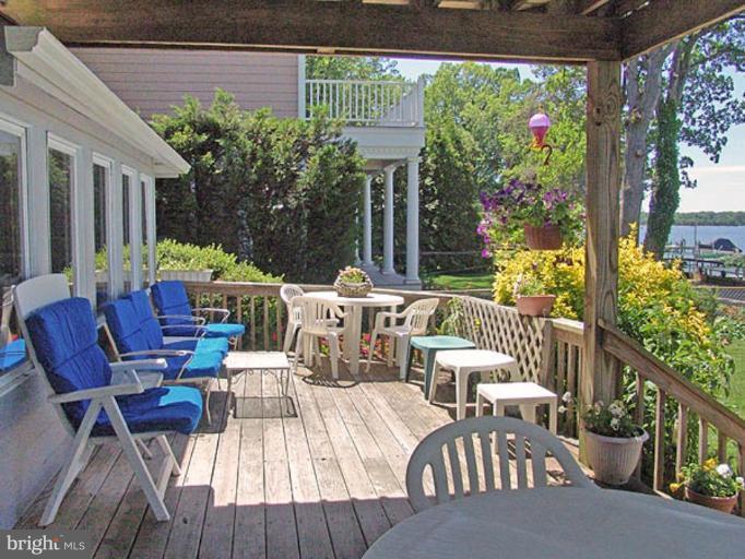 4122 Cadle Creek Road Edgewater, MD 21037 - Photo 11 of 25 Deck