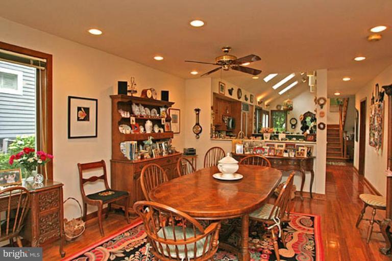 4122 Cadle Creek Road Edgewater, MD 21037 - Photo 22 of 25 Dining Area