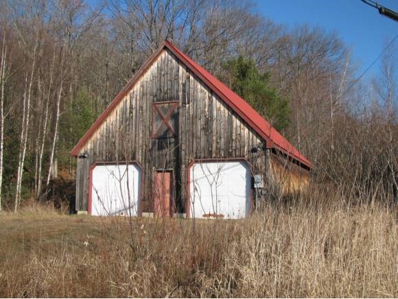 2437 North Cambridge Road Cambridge, VT 05464 - Photo 5 of 24