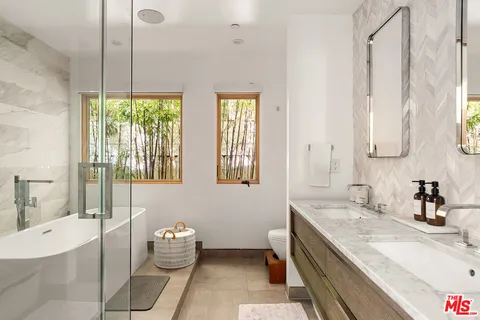 $2,895,000 | 6241 Drexel Avenue, Los Angeles, CA 90048