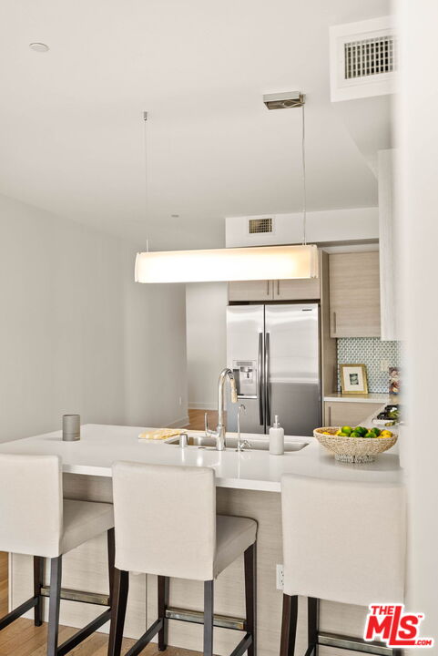 12837 Moorpark Street, Unit 302 Studio City, CA 91604 - Photo 26 of 32