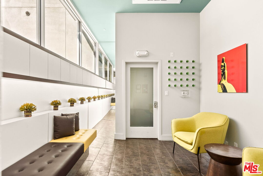 12837 Moorpark Street, Unit 302 Studio City, CA 91604 - Photo 32 of 32