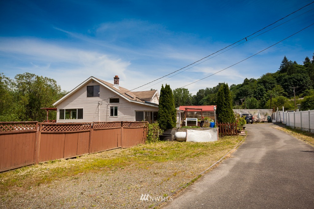 17010 Renton Issaquah Road Southeast Renton, WA 98059 - Photo 2 of 24