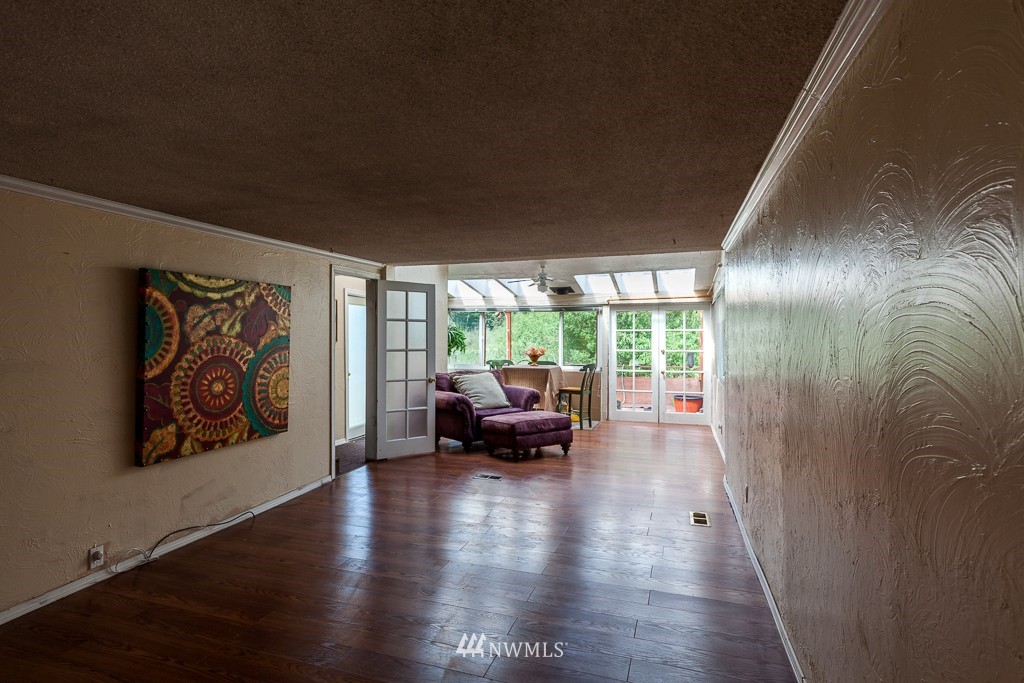 17010 Renton Issaquah Road Southeast Renton, WA 98059 - Photo 7 of 24