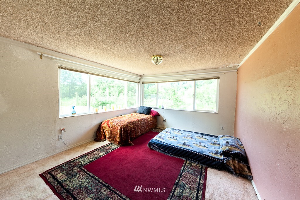 17010 Renton Issaquah Road Southeast Renton, WA 98059 - Photo 9 of 24