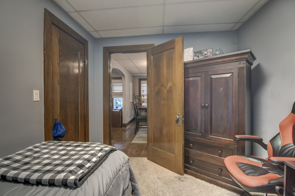 1041 South Walnut Street Springfield, IL 62704 - Photo 29 of 38