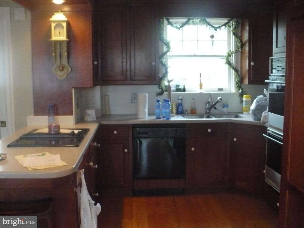 1120 Pleasure Road Lancaster, PA 17601 - Photo 4 of 19 Gallery Image 4