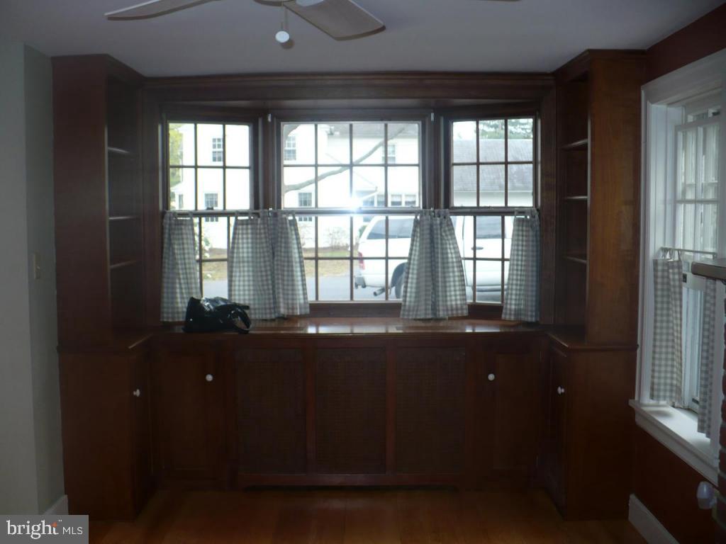 1120 Pleasure Road Lancaster, PA 17601 - Photo 5 of 19 Gallery Image 5