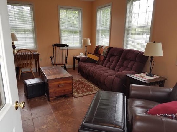 172 Maple Street East Longmeadow, MA 01028 - Photo 18 of 26