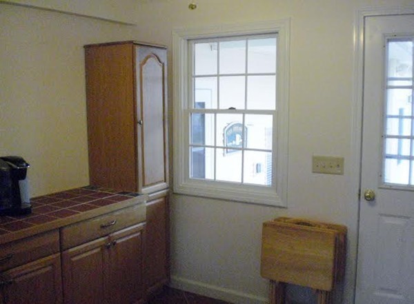 172 Maple Street East Longmeadow, MA 01028 - Photo 6 of 26