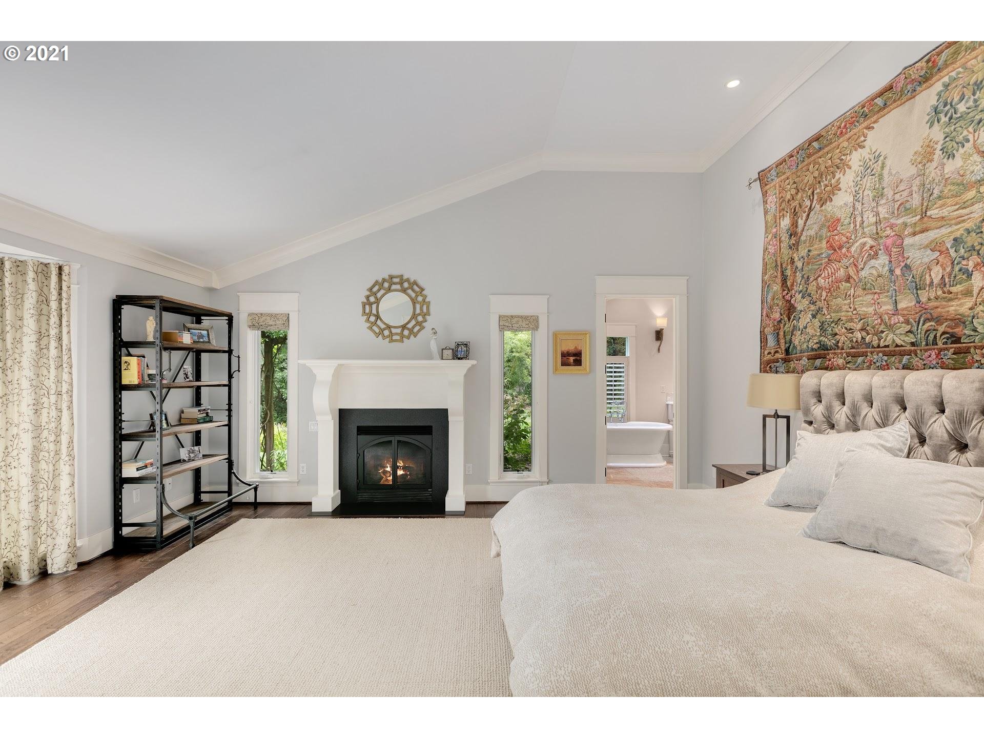 1920 South Military Road Portland, OR 97219 - Photo 15 of 30 Gallery Image 15