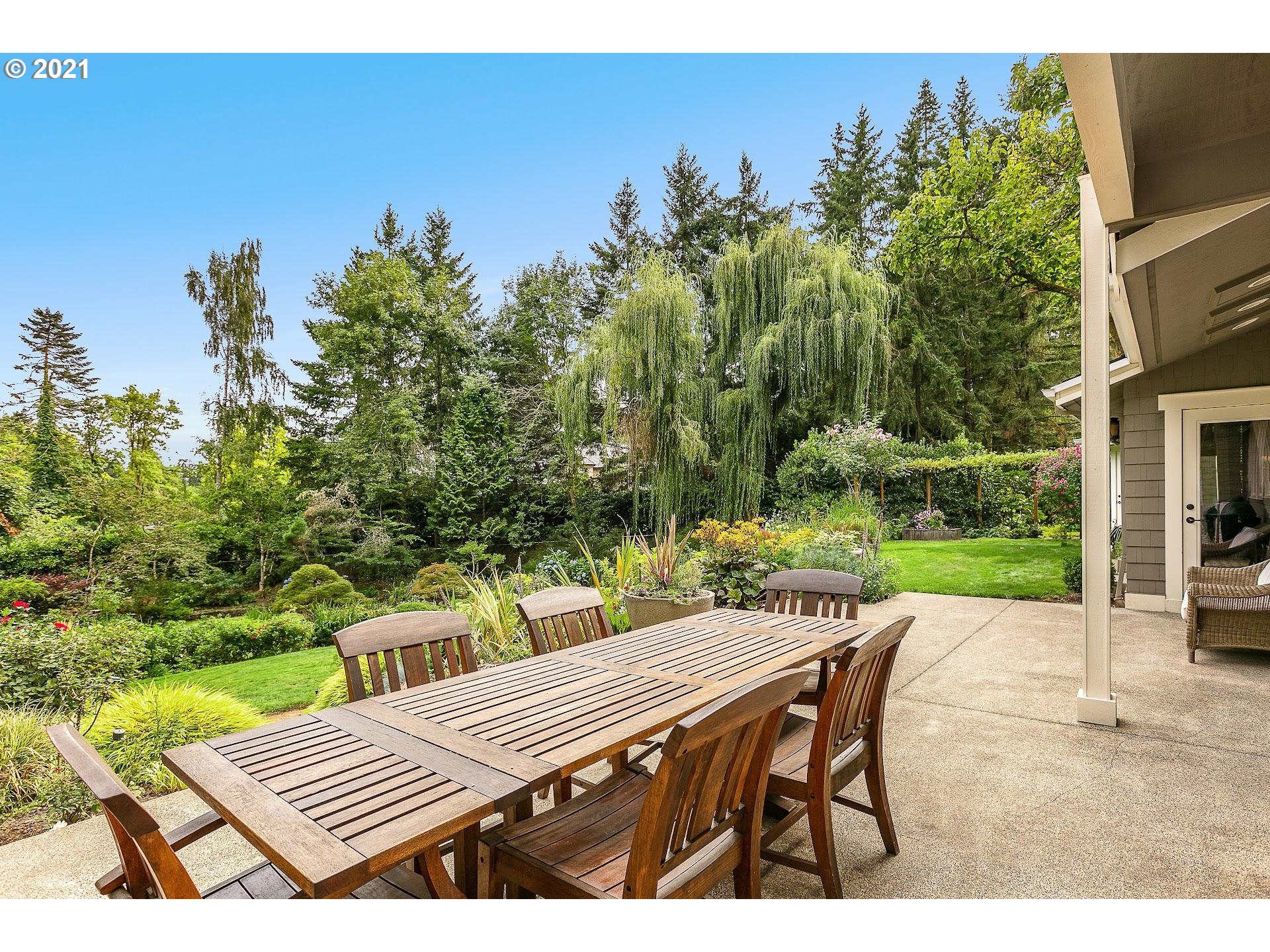 1920 South Military Road Portland, OR 97219 - Photo 25 of 30 Gallery Image 25