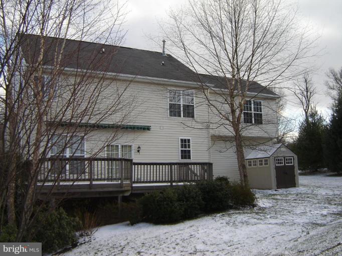 7685 Swallow Road Sykesville, MD 21784 - Photo 11 of 28 Exterior (Rear)