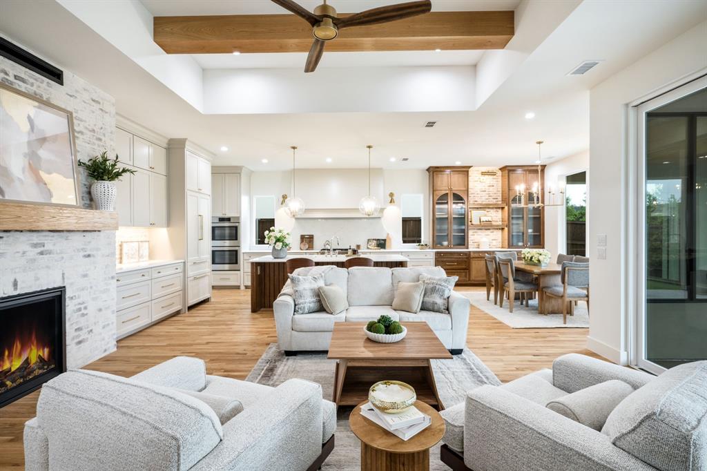 3304 Ferguson Road Grapevine, TX 76092 - Photo 13 of 38 Living room