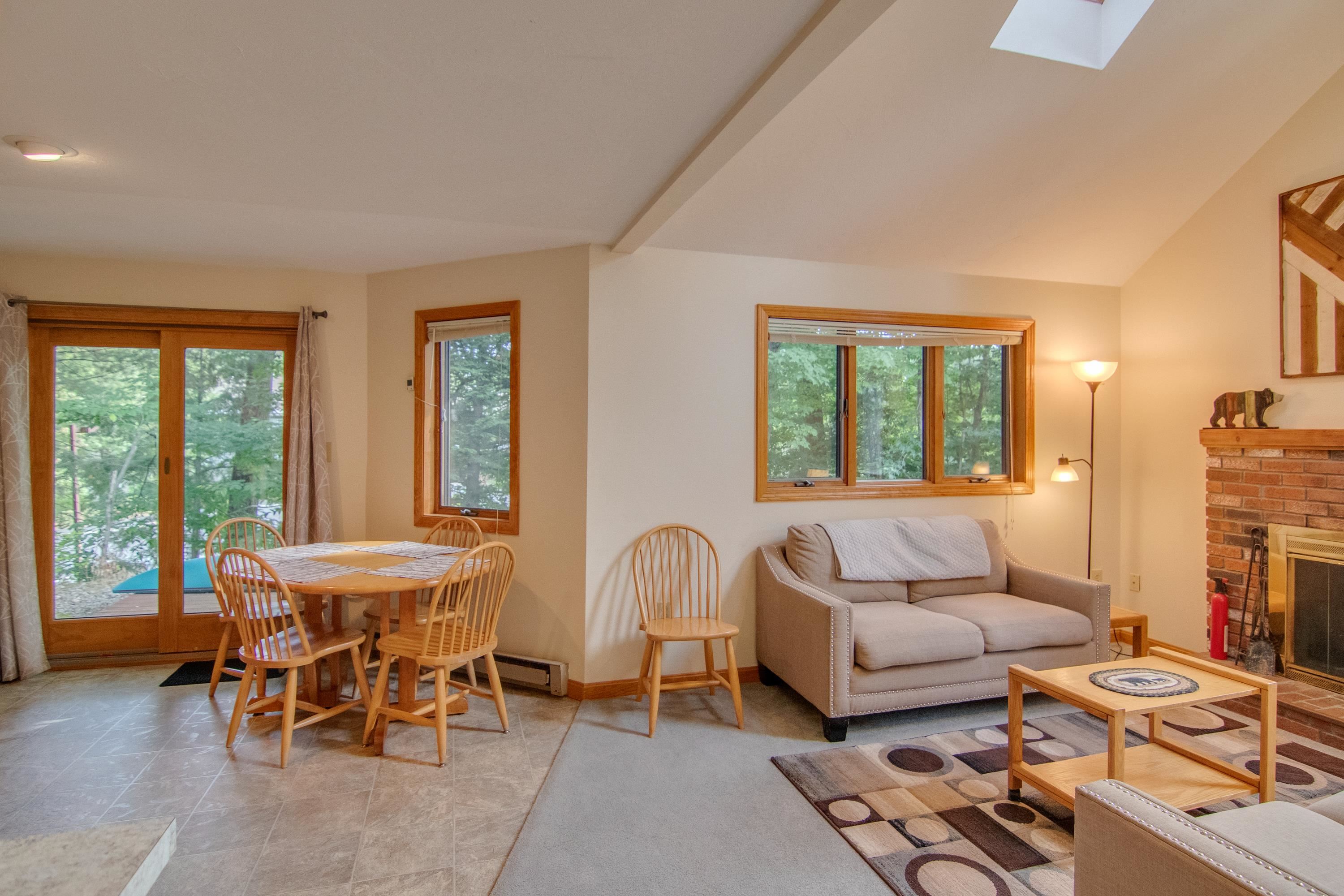 12 Greenridge Road, Unit 1 Lincoln, NH 03251 - Photo 6 of 36