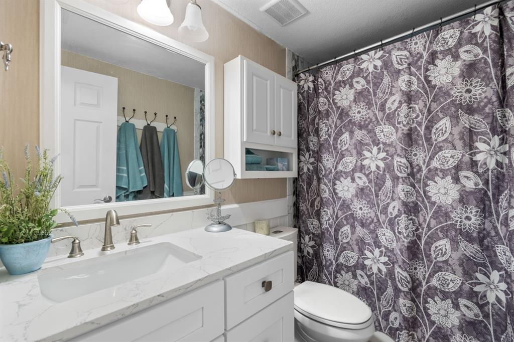 107 6th Street Northwest Ruskin, FL 33570 - Photo 21 of 65