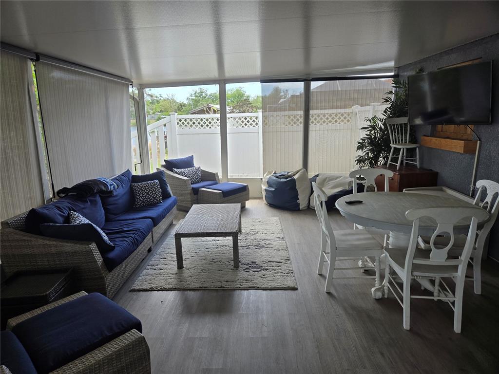 107 6th Street Northwest Ruskin, FL 33570 - Photo 25 of 65