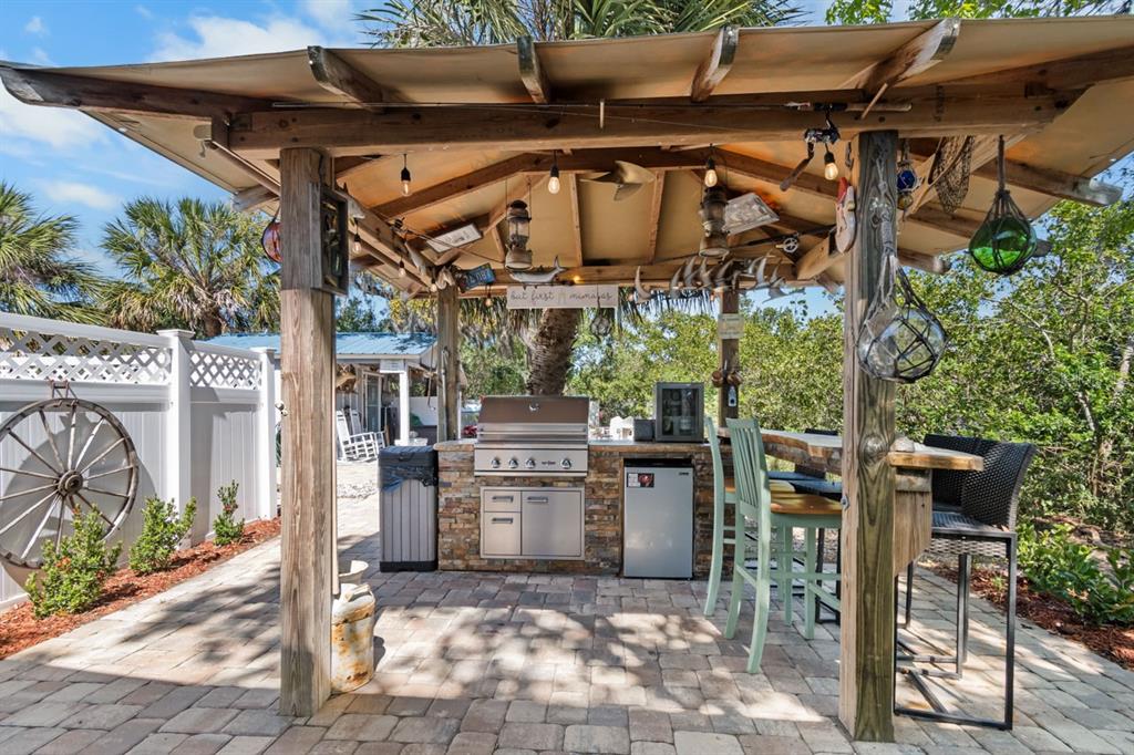 107 6th Street Northwest Ruskin, FL 33570 - Photo 27 of 65
