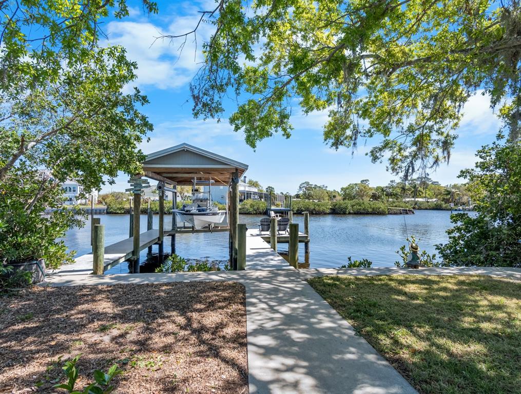 107 6th Street Northwest Ruskin, FL 33570 - Photo 29 of 65