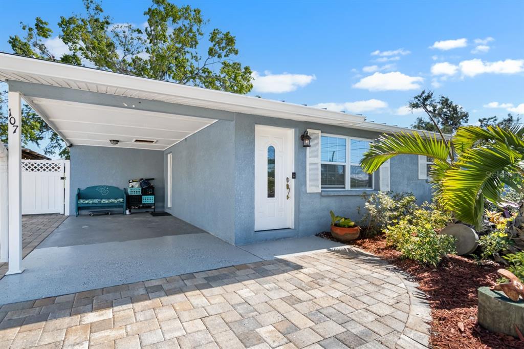 107 6th Street Northwest Ruskin, FL 33570 - Photo 3 of 65