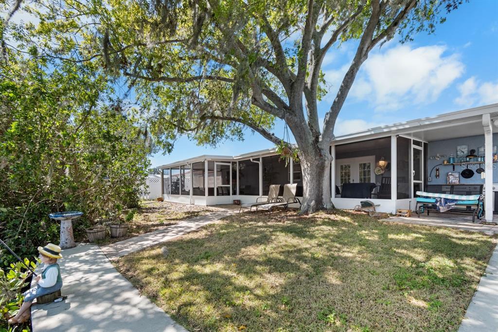 107 6th Street Northwest Ruskin, FL 33570 - Photo 36 of 65