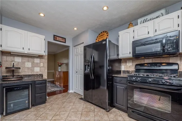 $575,000 | 8039 Woodcreek Drive, Bridgeville, PA 15017