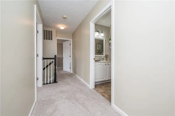 $575,000 | 8039 Woodcreek Drive, Bridgeville, PA 15017