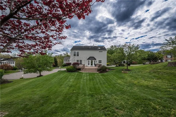 $575,000 | 8039 Woodcreek Drive, Bridgeville, PA 15017