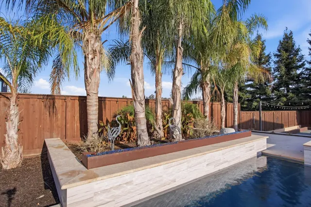 $1,749,999 | 10407 Fox Borough Drive, Oakdale, CA 95361