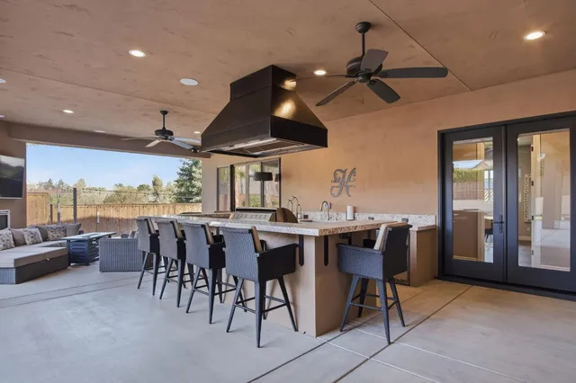 $1,749,999 | 10407 Fox Borough Drive, Oakdale, CA 95361