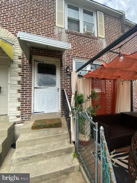 1227 Edgehill Road Darby, PA 19023 - Photo 2 of 31