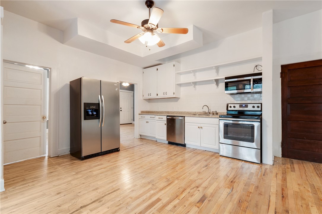 106 South Ave A, Unit B Elgin, TX 78621 - Photo 5 of 13