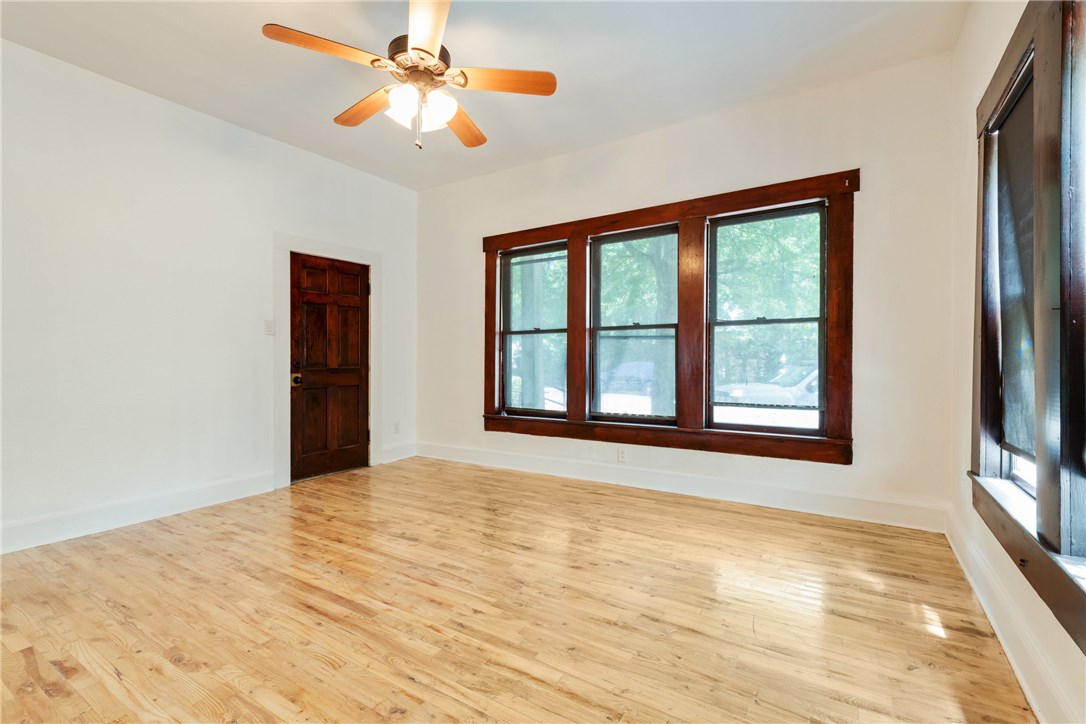 106 South Ave A, Unit B Elgin, TX 78621 - Photo 6 of 13