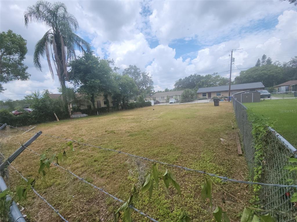 5232 Pine Street Seffner, FL 33584 - Photo 8 of 12 a view of a yard