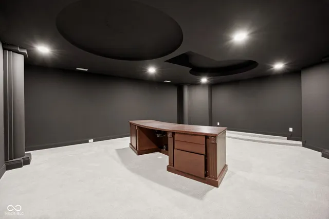 $900,000 | 15 South Creedmoor Way, Anderson, IN 46011