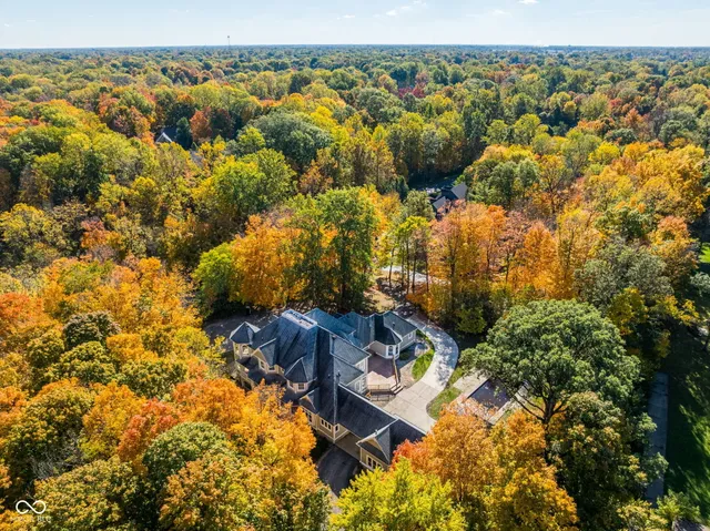 $900,000 | 15 South Creedmoor Way, Anderson, IN 46011