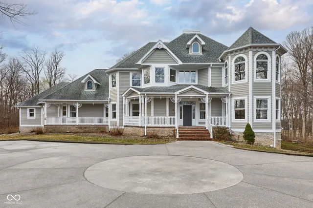 $900,000 | 15 South Creedmoor Way, Anderson, IN 46011