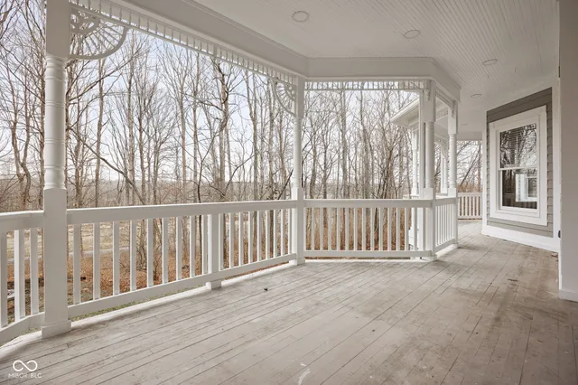 $900,000 | 15 South Creedmoor Way, Anderson, IN 46011