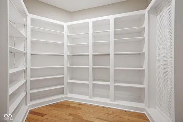 $875,000 | 15 South Creedmoor Way, Anderson, IN 46011