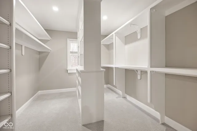 $900,000 | 15 South Creedmoor Way, Anderson, IN 46011