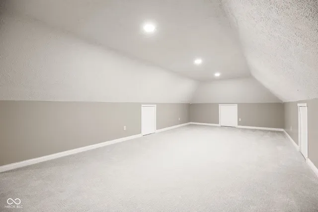 $900,000 | 15 South Creedmoor Way, Anderson, IN 46011