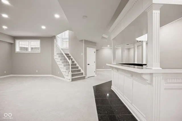 $900,000 | 15 South Creedmoor Way, Anderson, IN 46011