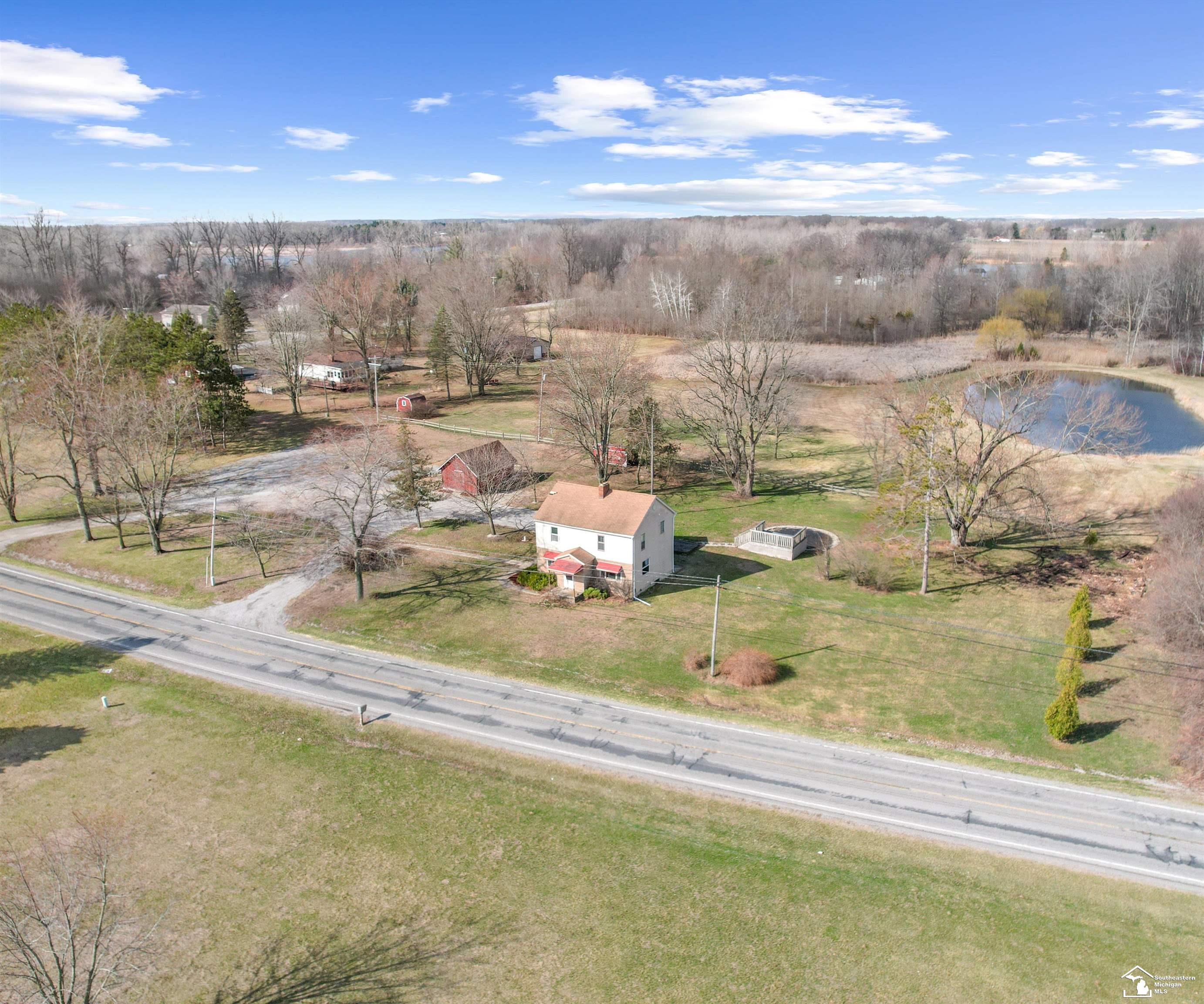 8770 Summerfield Road Petersburg, MI 49270 - Photo 6 of 54 50202704-27610a93-e4f4-4988-9478-fb843f0010da.JPG