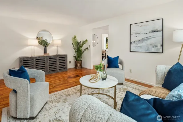 $885,000 | 18428 16th Avenue Northeast, Shoreline, WA 98155