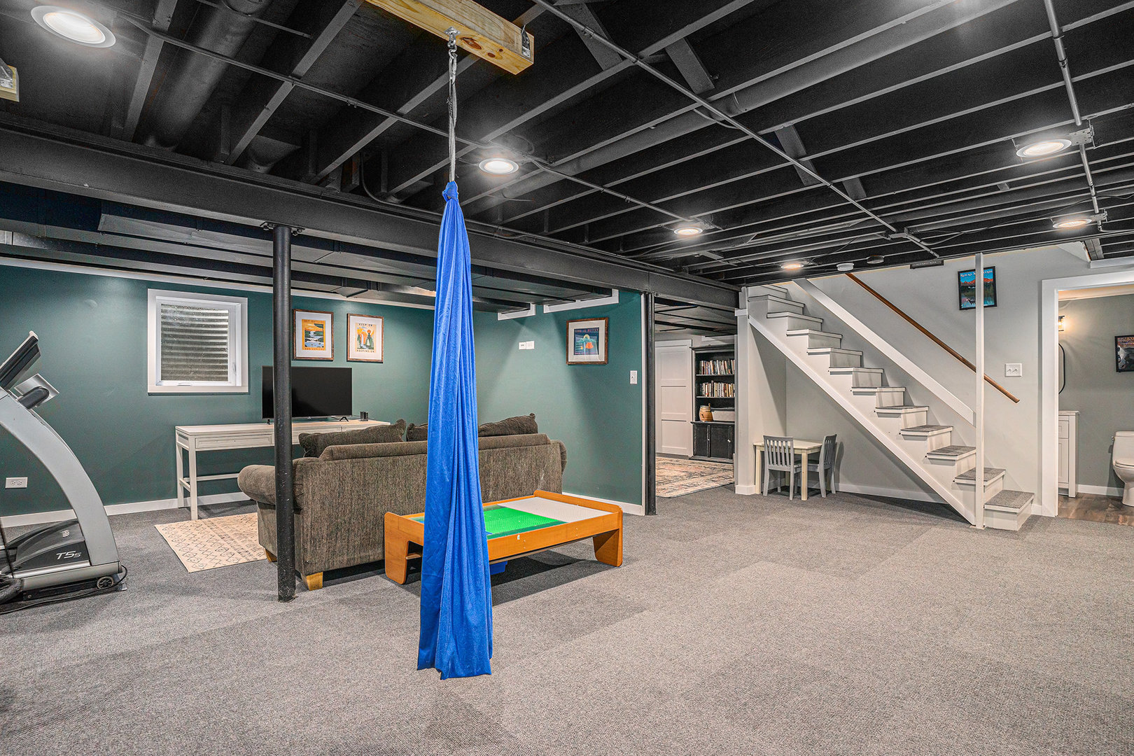 1614 185th Street Lansing, IL 60438 - Photo 34 of 49 Gallery Image 34