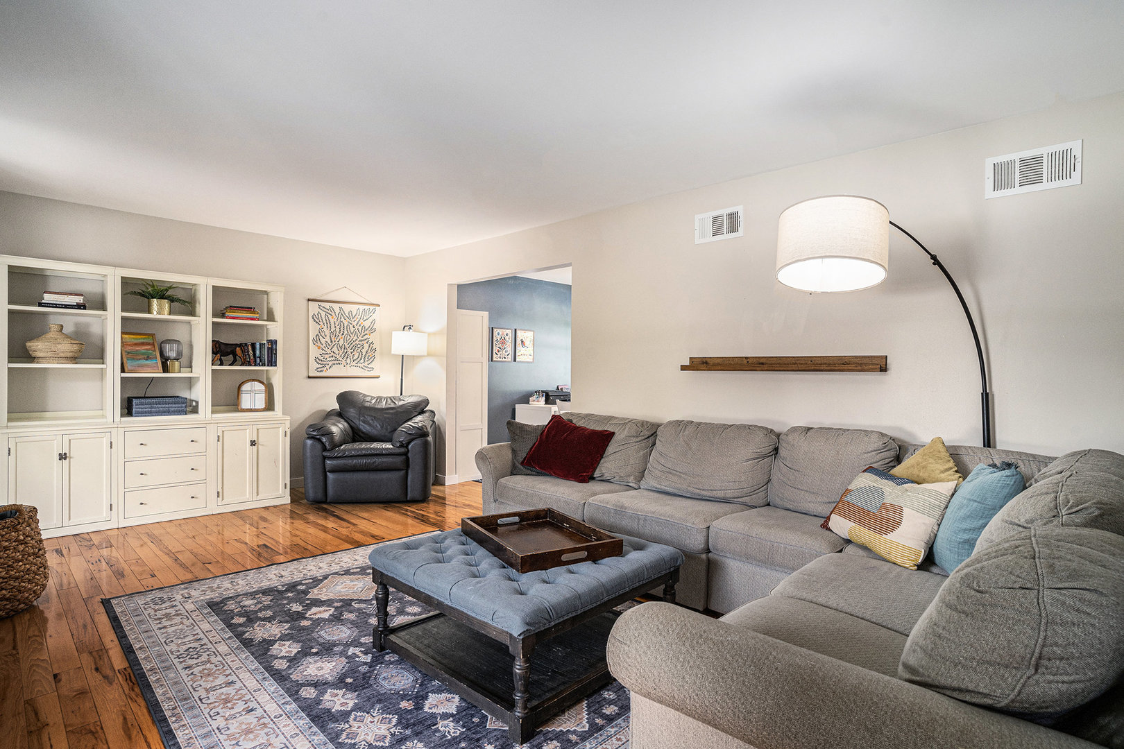 1614 185th Street Lansing, IL 60438 - Photo 4 of 49 Gallery Image 4